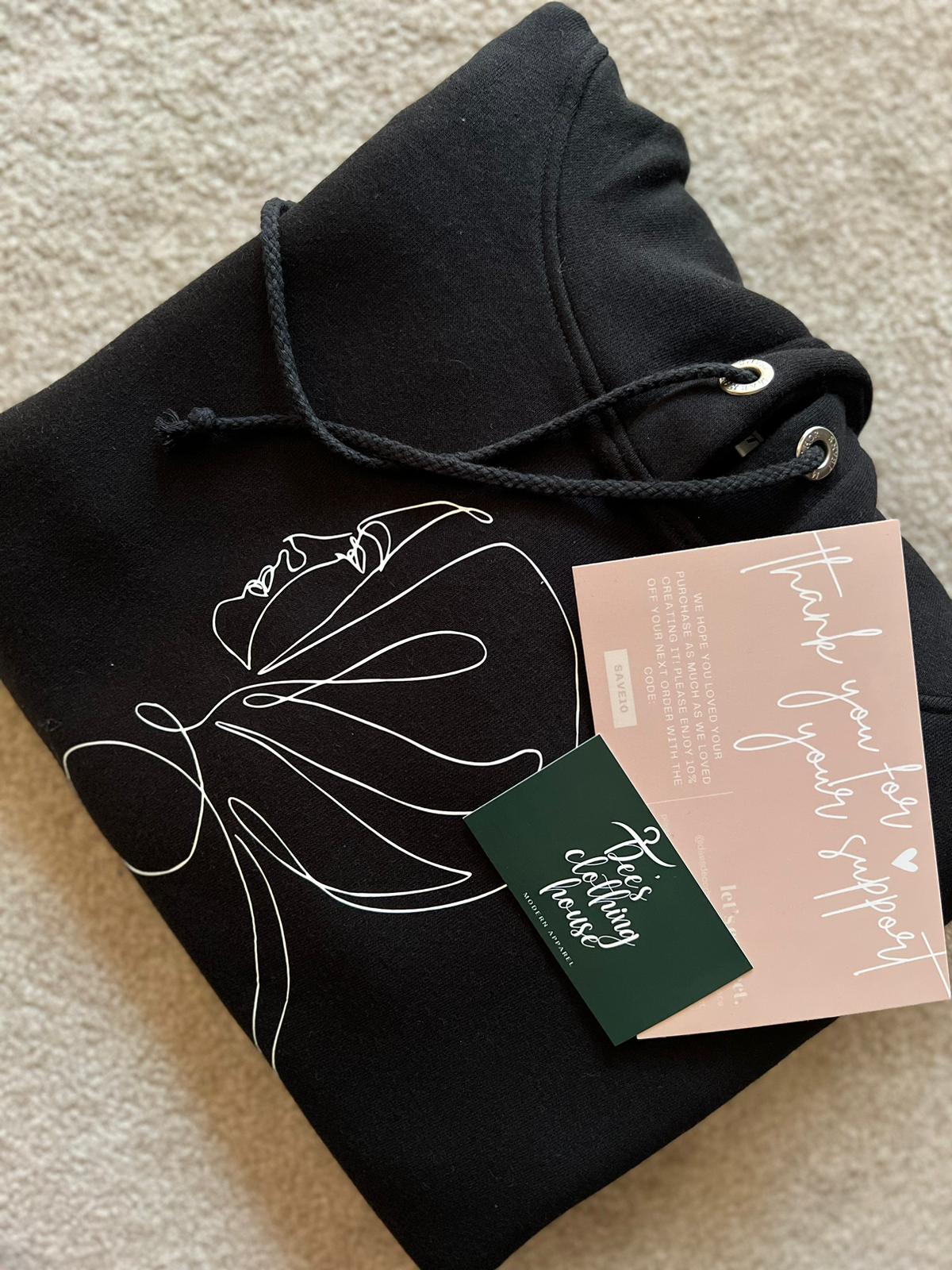 Muslimah Minimalist Pullover hoodie